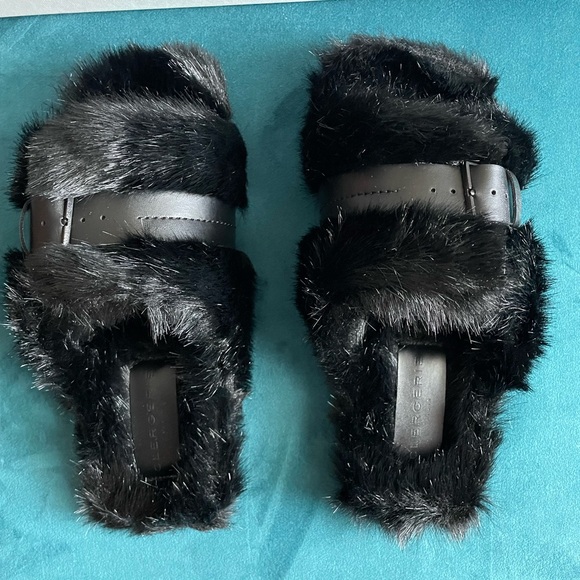 New Robert Clergerie Irina Faux Fur Slide Size 6 - Picture 3 of 8